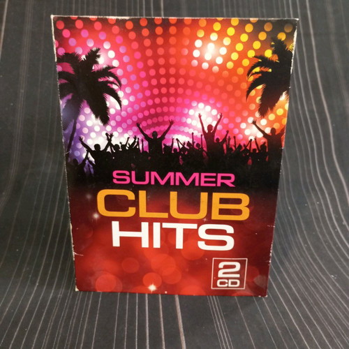 Summer club hits CD like new S3