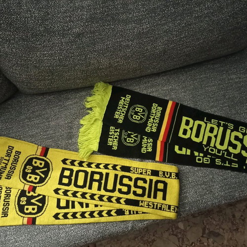 Borussia Dortmund scarves pack of 2 like new, authentic
