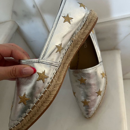 Eva Longoria leather espadrilles size 37 silver with gold embroidery, like new