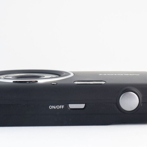Medion MD 87257 digital camera used with USB charging cable