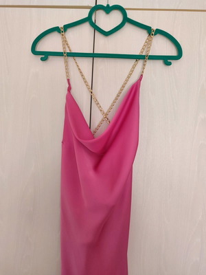 Women's satin dress like new, size M