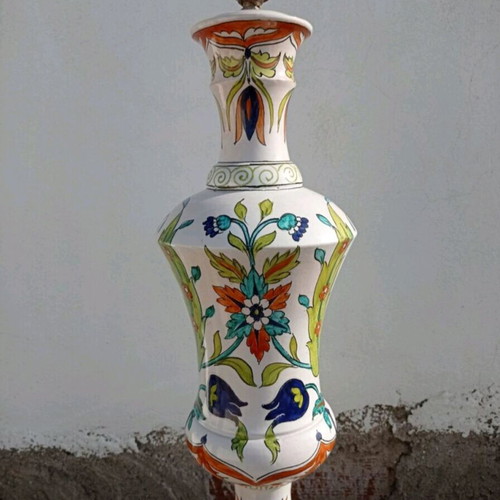 Ceramic table lamp used, large Italian with Ottoman motifs