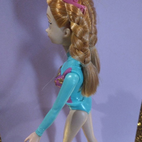 Frozen Princess Anna doll like new