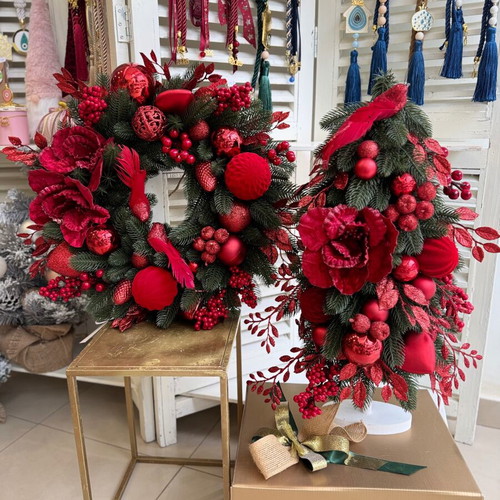 Handmade Christmas tree decoration, red, 50 cm