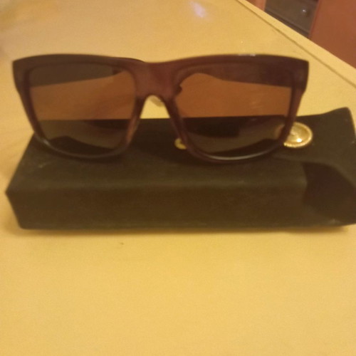 Sunglasses used with brown tinted lenses