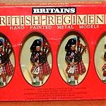  Μεταλλικά Στρατιωτάκια Britains 7241 Hand Painted Made in England (1982) Κλίμακα: 1/32 6 Scots Guard Pipers Καινούργιο Τιμή 40 ευρώ