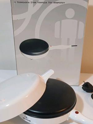 Crepe maker new, unused