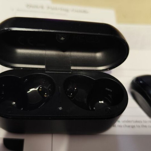 HiFuture Yacht Bluetooth earbuds used, black