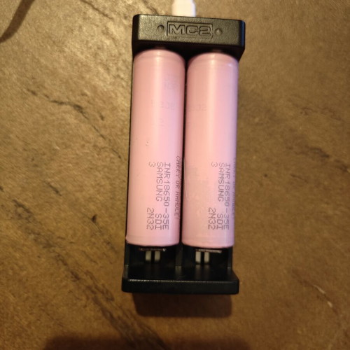 Geekvape Z200 Electronic Cigarette Full Set used with 3 Atomizers and Batteries
