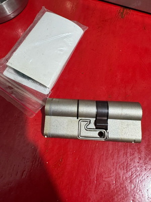 Security lock like new with 3 keys