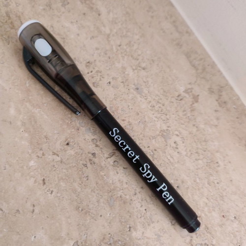 Marker with light for secret messages new
