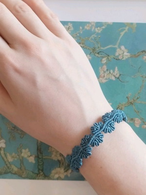 Handmade macrame bracelet new