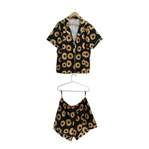 Pajama set with sunflowers like new, size XXL, black and yellow