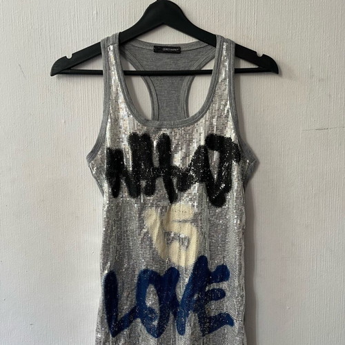 Queguapa top with strass size M like new, grey silver