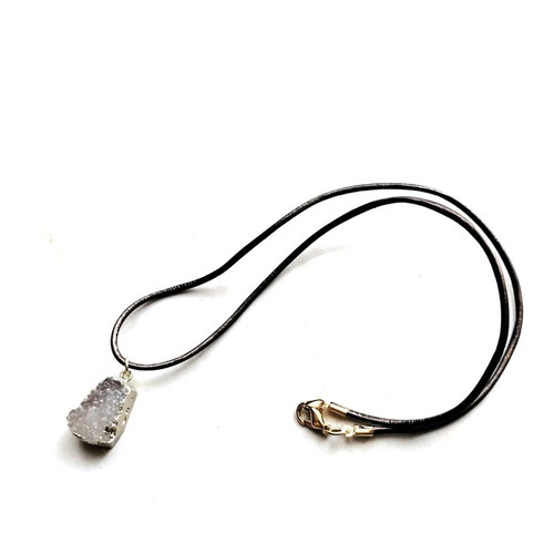 Drusy boho necklace with leather cord and natural stone charm, new