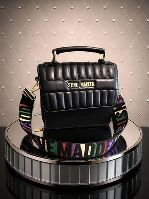 Steve Madden shoulder bag new with 2 authentic straps and metal details