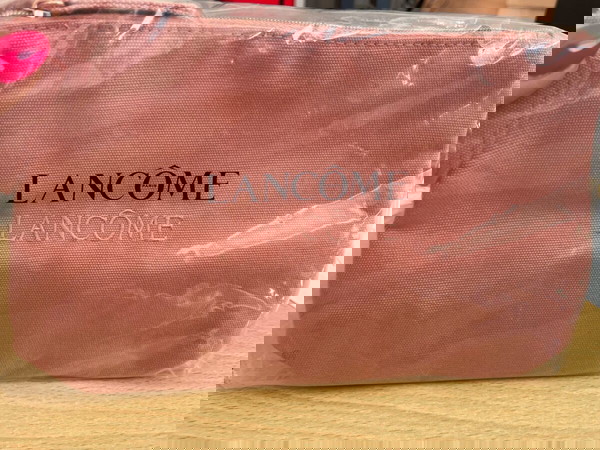 Καλλυντική θήκη Lancôme