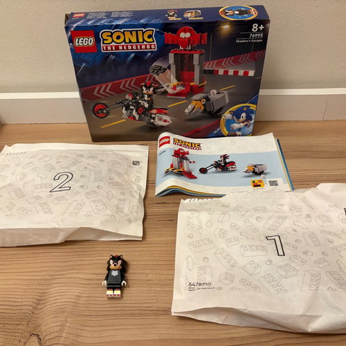 Lego set 76995 Shadow’s Escape like new with box and instructions