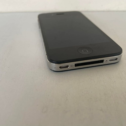 Apple iPhone 4S A1387 non-working for repair or spare parts