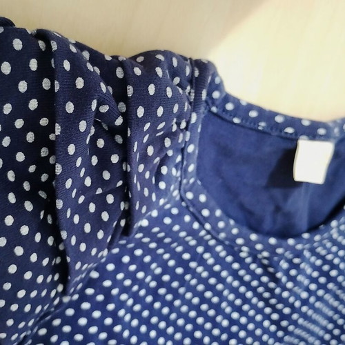 Children's blue polka dot cotton blend blouse and purple Benetton shorts set