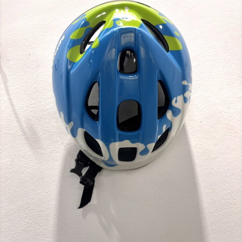 Children's helmet used