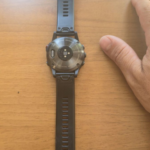 Garmin fenix 5 smartwatch with charger and box