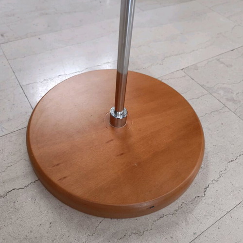 Rotating stand 32cm diameter like new with wooden base