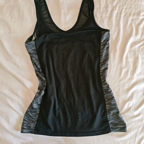 Sports shirt size S like new with bonus second shirt