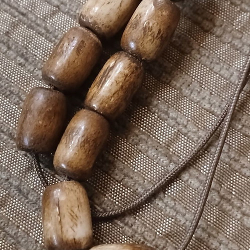 Worry beads made of bone used with oriental elements