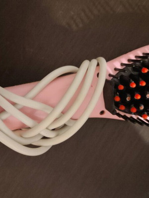 Heated brush like new, electric for unruly hair