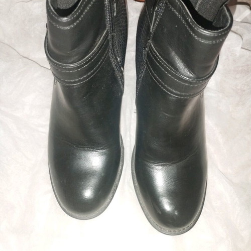 La Coquette black boots size 38 like new