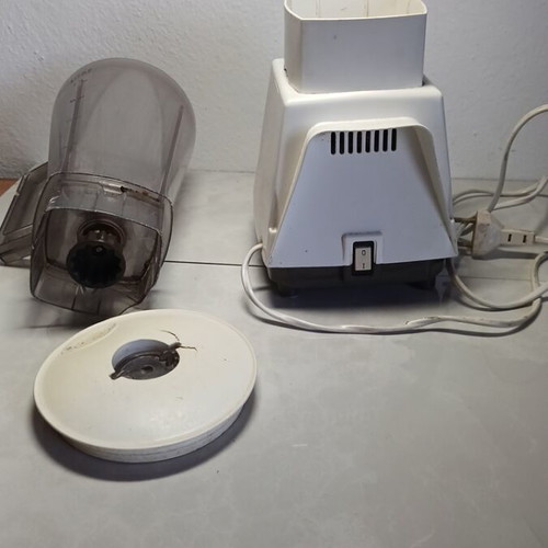 Plenter used with wear but works