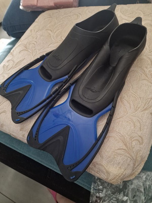 Swimming and sea diving fins, size 39-40, new
