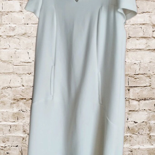 Must midi dress in ecru color like new