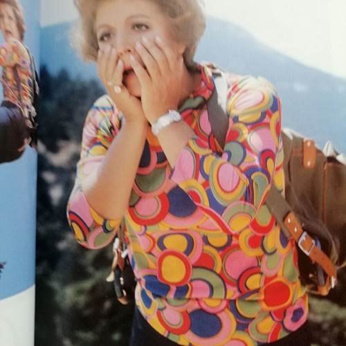 Rena Vlachopoulou Mia Zoi Atakes magazine used