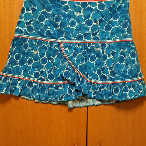 Tommy Hilfiger mini skirt like new, multicolored