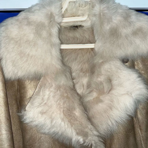 Hugo Boss shearling leather jacket new, beige