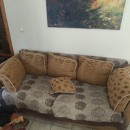 Classic style sofa