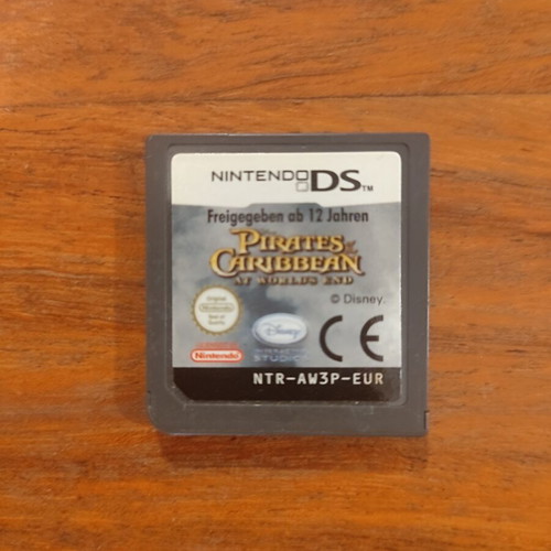 Nintendo DS Pirates of the Caribbean game like new