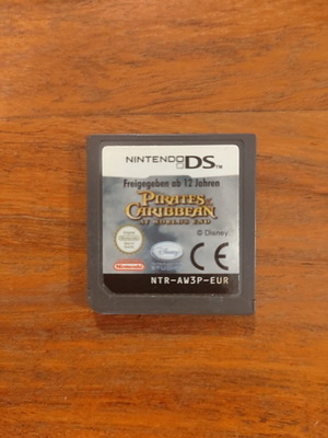 Nintendo DS Pirates of the Caribbean game like new