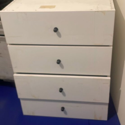 Chest of drawers with large drawers used