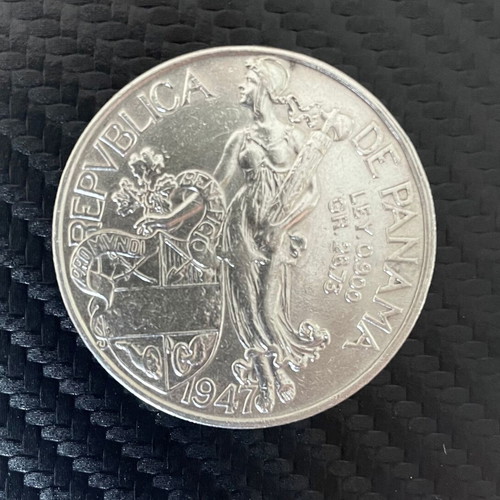 Silver Panama coins 1 Balboa 1947 90% excellent