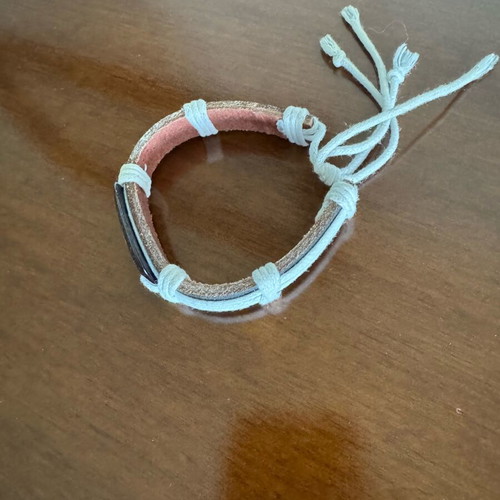 Leather bracelet like new with elephant motif