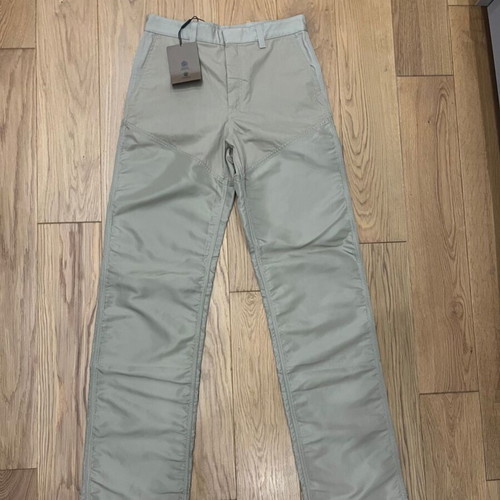 Burberry pants new, model 8015860, beige, size M