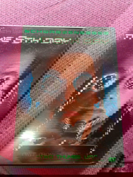 THE 6TH DAY