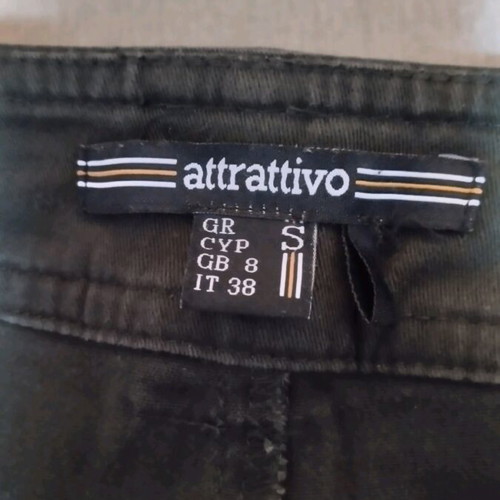 Attrattivo green pants size S like new