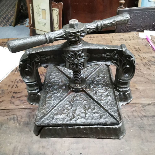 Πρέσα βιβλιοπωλείου εποχής 1900 μεταχειρισμένη