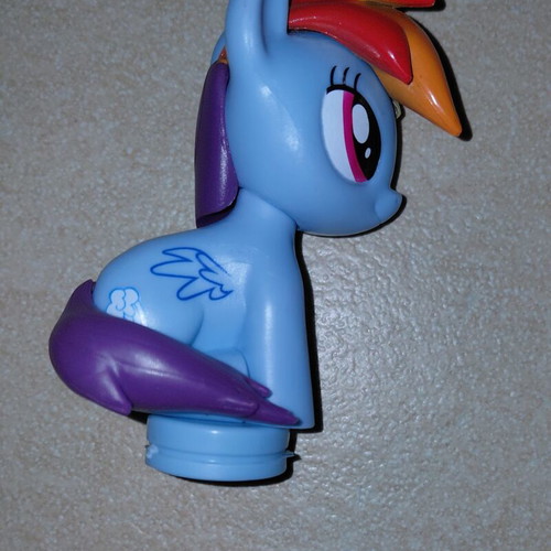 My Little Pony Rainbow Dash figure new