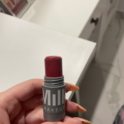 Milk blush shade quirk like new