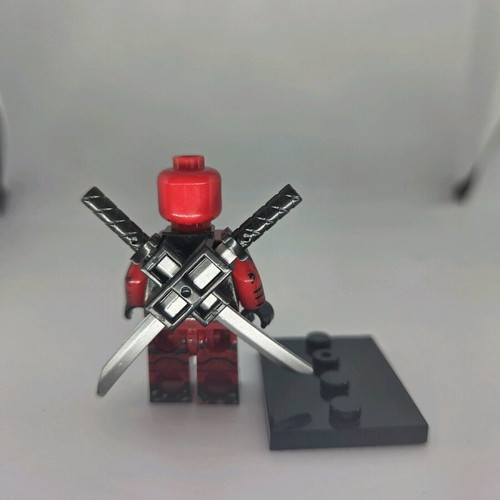 Μινιατούρα Deadpool καινούργια με βάση
